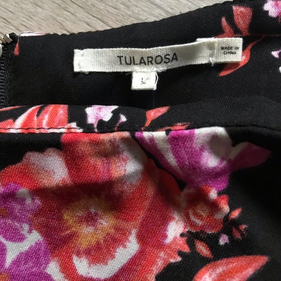Tularosa Cullen Floral Flutter Crop Top NWT L - Picture 4 of 7